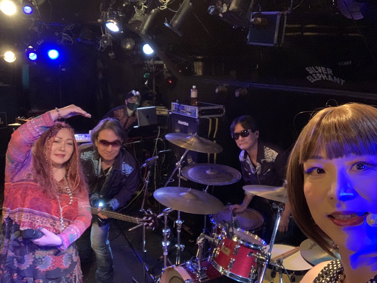 progtokyo's tweet photo. ProgTokyo 2024 Spring - Day 3
・Mitaraphina
・ACB(K)
・全員載せセッションも〜♪
ライブ配信もあります!!
https://t.co/dJ1Y8L2CW0
#ProgTokyo #ACBK #Mitaraphina #あらんちゃんバンド https://t.co/WEXybp66I3