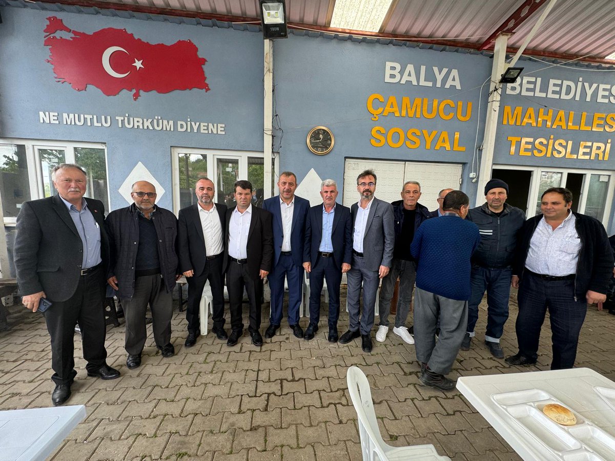 BalikesirAk's tweet photo. Balya İlçemize bağlı Çakallar, Çamucu, Dereköy, Havutbaşı ve Ören mahallelerimizde düzenlenen hayırlara katılarak hemşehrilerimiz ile bir araya geldik. Hoş sohbetleri ve misafirperverlikleri için kendilerine teşekkür ederiz. Allah yapılan hayrı kabul eylesin. https://t.co/Svmb0CHlPl