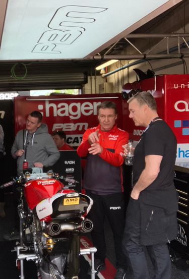 At @Oulton_Park for @OfficialBSB - Fantastic opportunity to see behind the scenes, pre race at the @PBM_Team Ducati garage today.