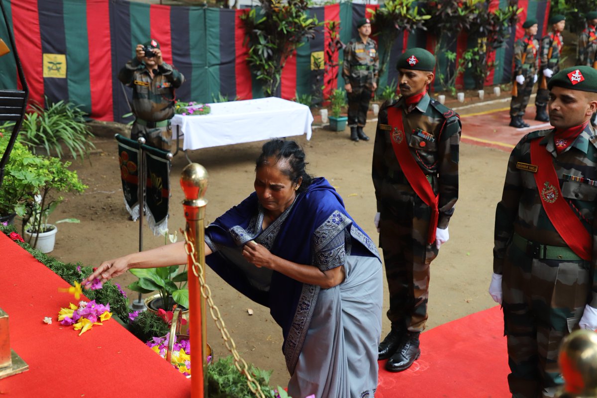 ASSAM RIFLES COMMEMORATES HEROES OF OP DUDHI OPERATION ON THE OCCASION OF 33RD ANNIVERSARY OF THE OPERATION
Lt Gen P C Nair, PVSM, AVSM, YSM, PhD, DG #AssamRifles on the occasion of 33rd Anniversary of #OperationDudhi, laid a wreath at Unit #WarMemorial of 7 Assam Rifles at…