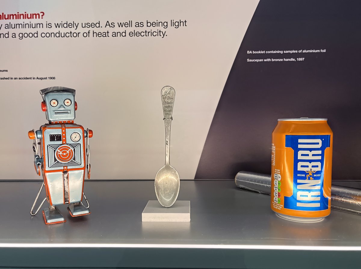 🤖 If you're visiting Kelvin Hall this week, come and see our free 'Scottish Aluminium' display. It features some 'phenomenal' aluminium items including a Japanese 'Easel Back' toy robot on loan from @GlasgowMuseums and a spoon made from the wreckage of a zeppelin!