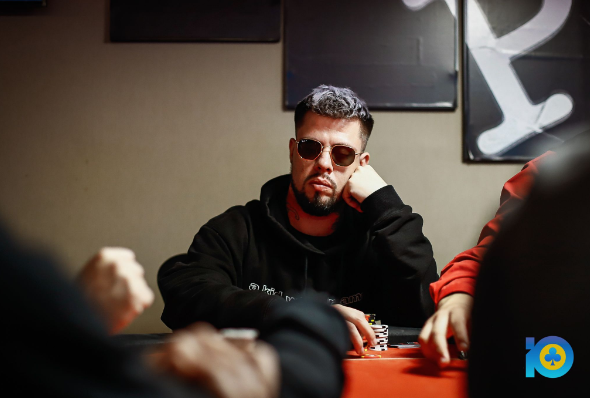 6⃣ lectores fueron premiados en la <a href="/MaderoPoker/">Madero Poker</a> Master Cup $500 y 4⃣ fueron finalistas: 

🥉 Ramiro <a href="/yranek/">R.</a> u$s 9.982
4) Jorge Yranek u$s 7.096
7) Marcos R. Grassi u$s 2.981
10) Andrés <a href="/Choki70/">Andres Korn</a> Korn u$s 1.504
13) <a href="/hoozh_/">hoozh</a> u$s 1.126
14) Cristian Vilches u$s 1.126

📸 <a href="/Poker10LATAM/">Poker10LATAM</a>