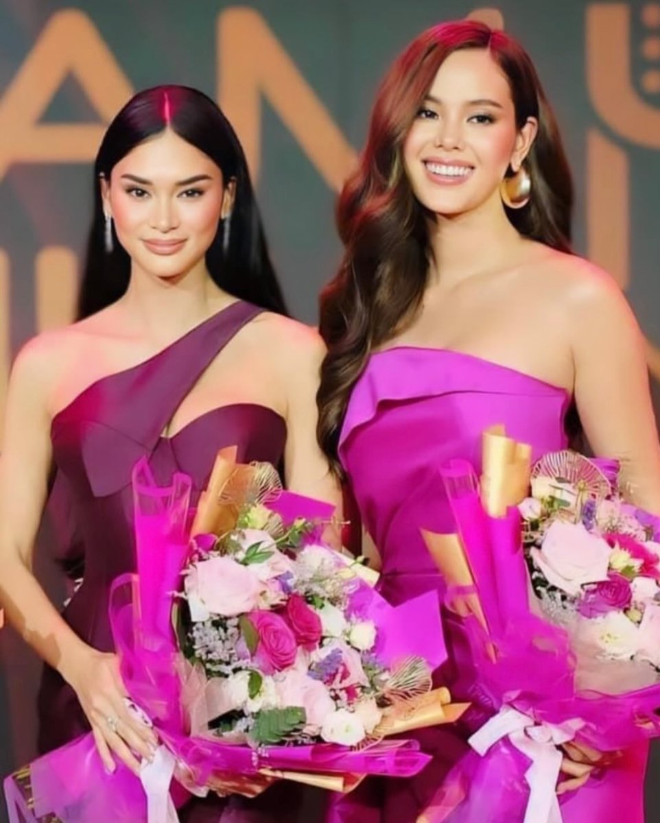 Our Miss Universe Queens, Pia Wurtzbach and Catriona Gray as #CreamSilkPH Ambassadors during a #CreamSilkHairInstitue event.🇵🇭

#MissUniverse #PiaWurtzbach #CatrionaGray #MissUniversePhilippines #MUPH