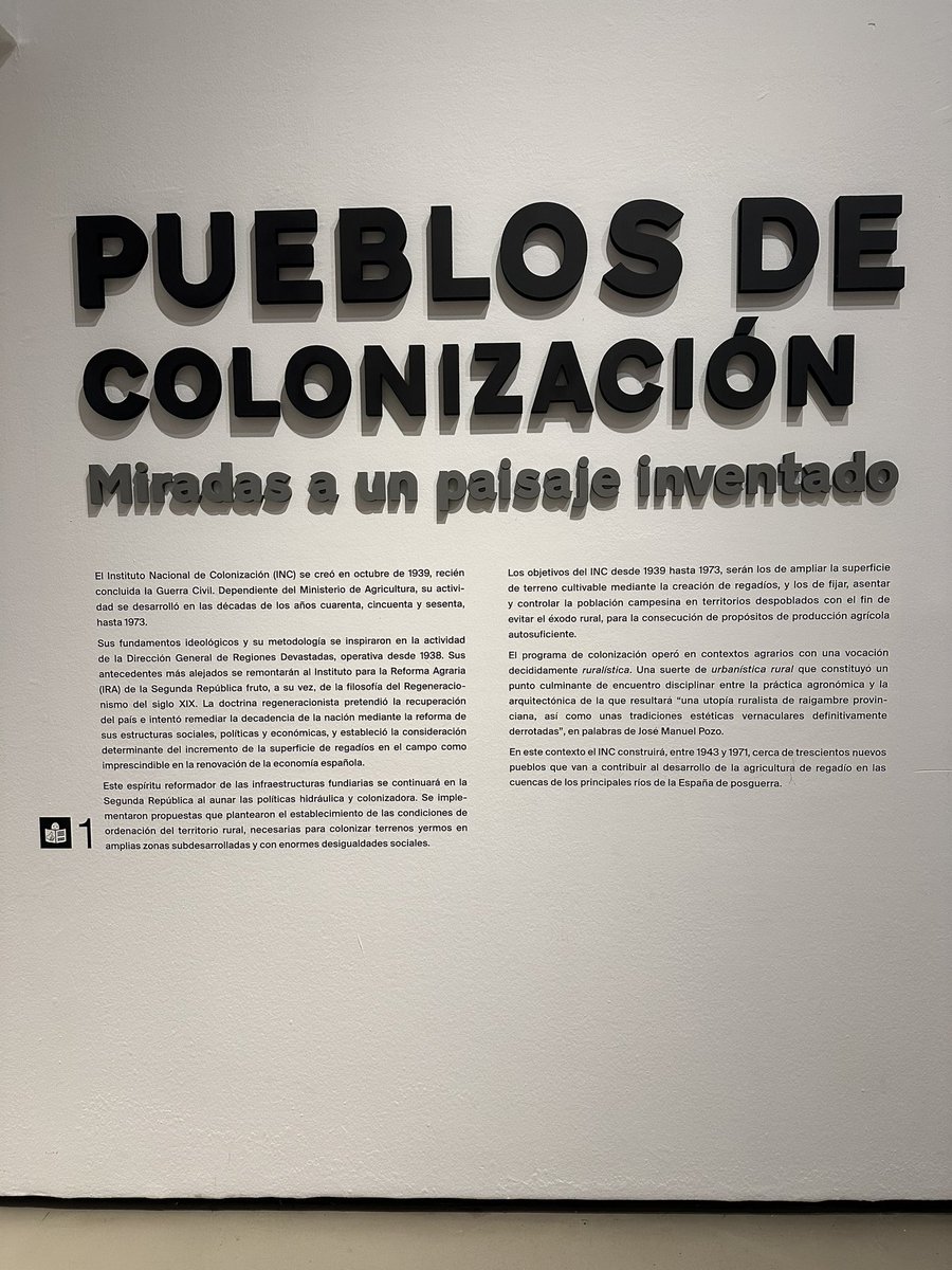 Magnífica exposición “Pueblos de colonización” en @museoico . Un placer visitarla y recorrer una parte de la historia de nuestro pais 🇪🇸