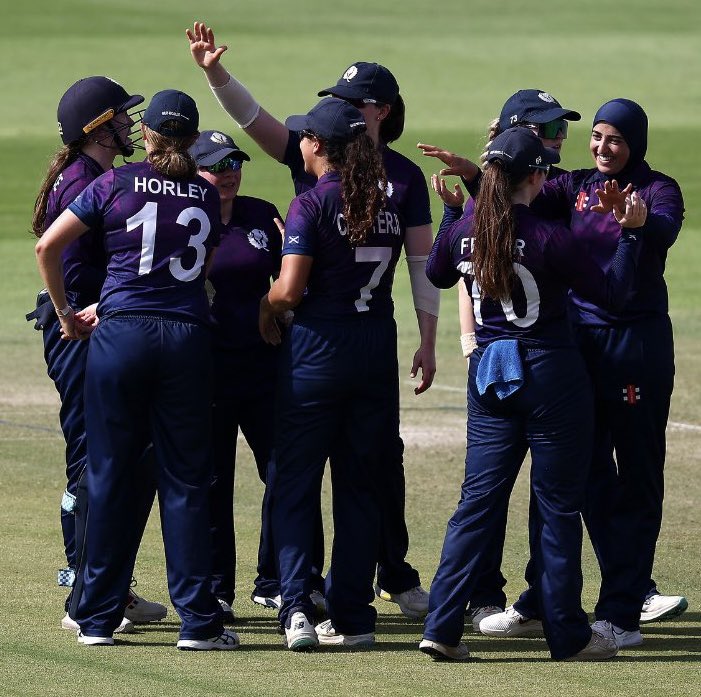 Scotland’s Women have reached their first ever World Cup. An 8 wicket victory against Ireland takes Scotland through to the 2024 T20 World Cup in Bangladesh. bbc.co.uk/sport/cricket/… #bbccricket