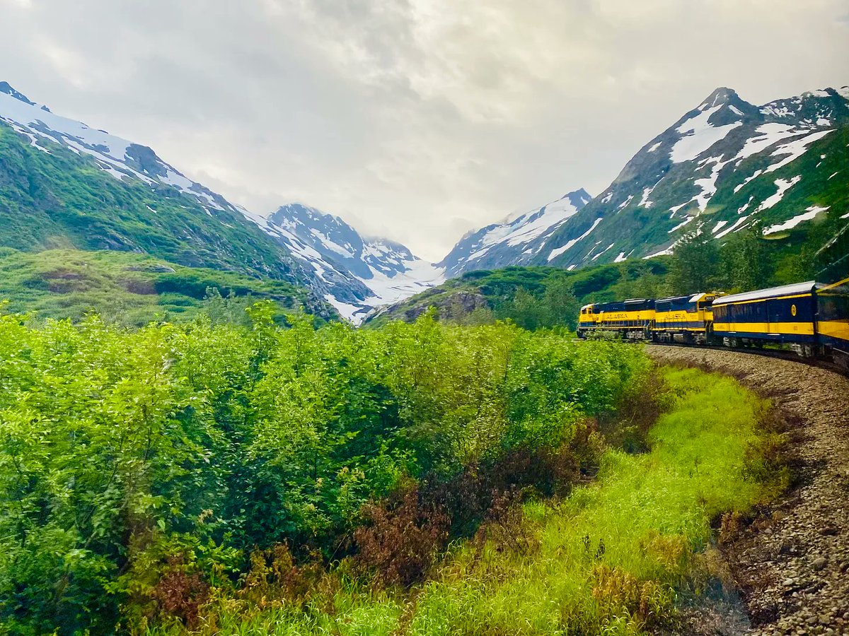 My wife and I are trying to figure out where to visit this summer. We visited Alaska two years ago and loved it. Where are your favorite places? Where should we try next? open.substack.com/pub/steveschmi…