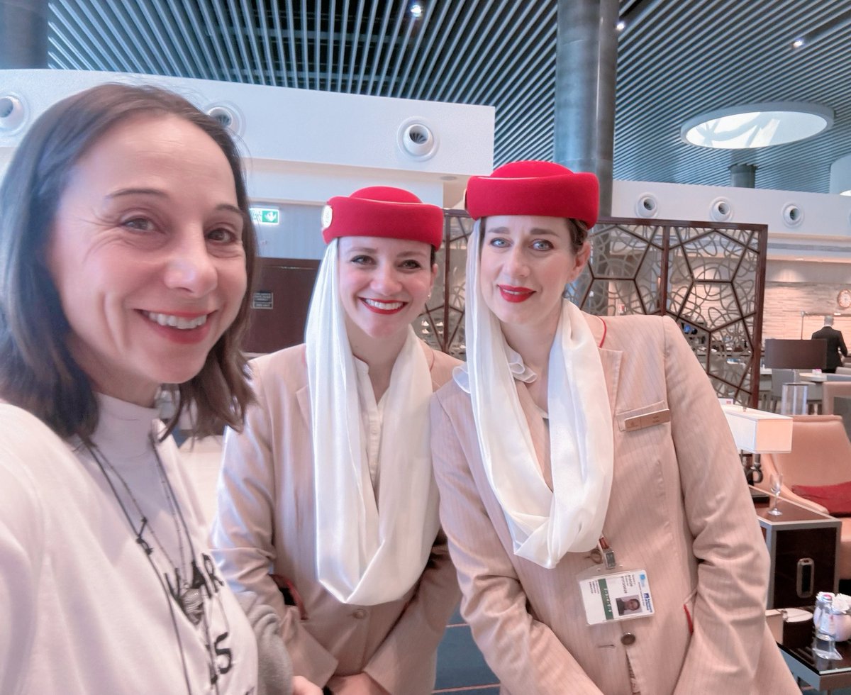 After 10 years.. I am back onboard my favorite airline ✈️ of all times: @emirates. Congrats for the new beautiful lounge in #FCO @AeroportidiRoma! Care, details, professionalism and smiles.. this is where the #human touch makes the difference! #DXB here I come!