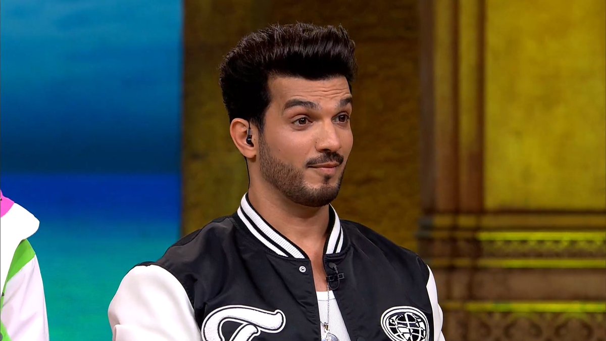 Look at him... His expressions 😂hayee such a pyaaraaa he is. His smile, masti, one liners everything I lovedd so much. King of entertainment fr 🔥❤️😌

#ArjunBijlani @Thearjunbijlani 
#DanceDeewane