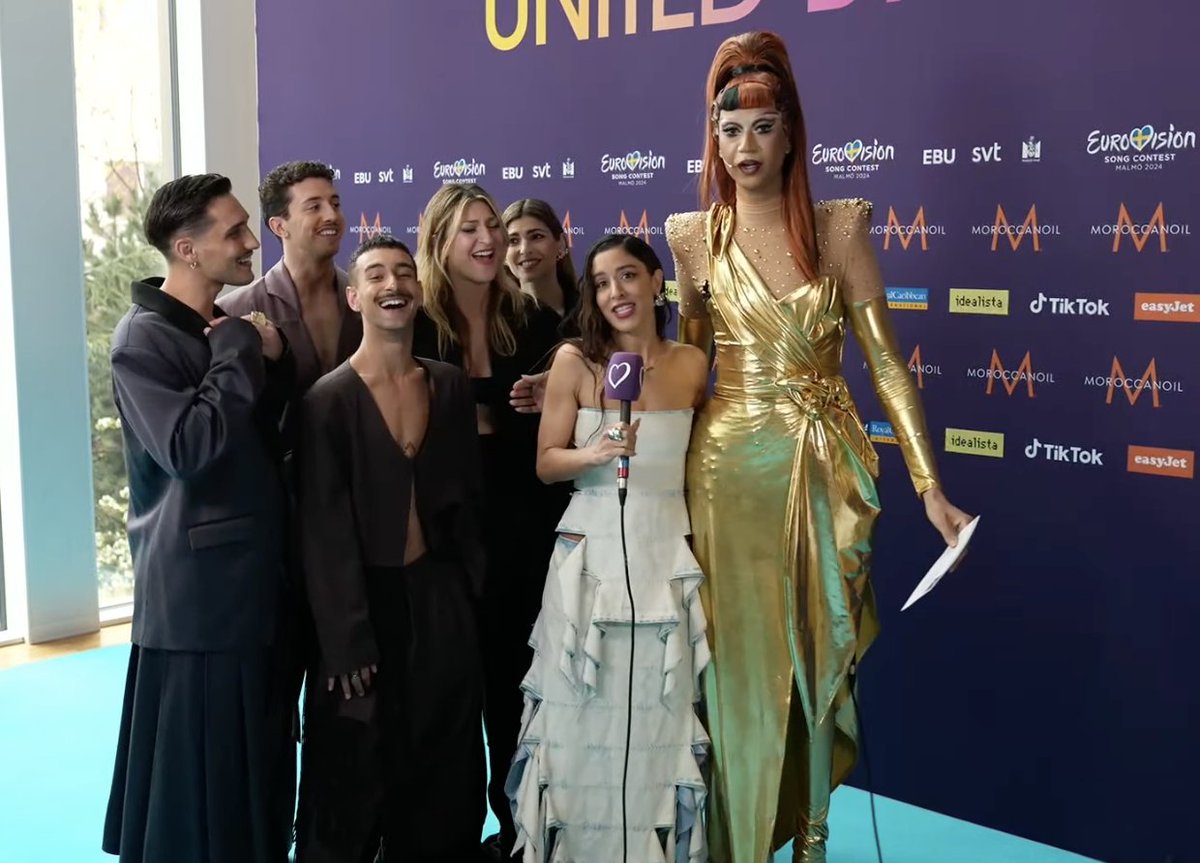 🇬🇷 Yunanistan | Herkesin aklında olup veremediği o tepkiyi en sonunda Marina Satti verdi! - 'You're so tall!'

İşte kameralara yansıyan o anlar...

#Eurovision #Eurovision2024 #TurquoiseCarpet