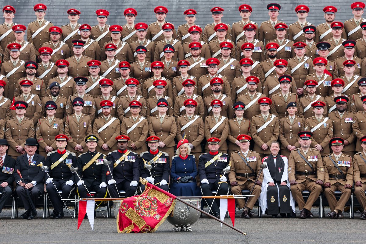 🇬🇧🏴󠁧󠁢󠁥󠁮󠁧󠁿
#UK’s Queen Camilla of the United Kingdom visited and inspected troops for the first time since becoming their Colonel-in-Chief of the Cavalry Regiment @TheRoyalLancers at the Catterick Garrison in North Yorkshire.

📸 PA #QueenCamilla #BritishRoyalFamily