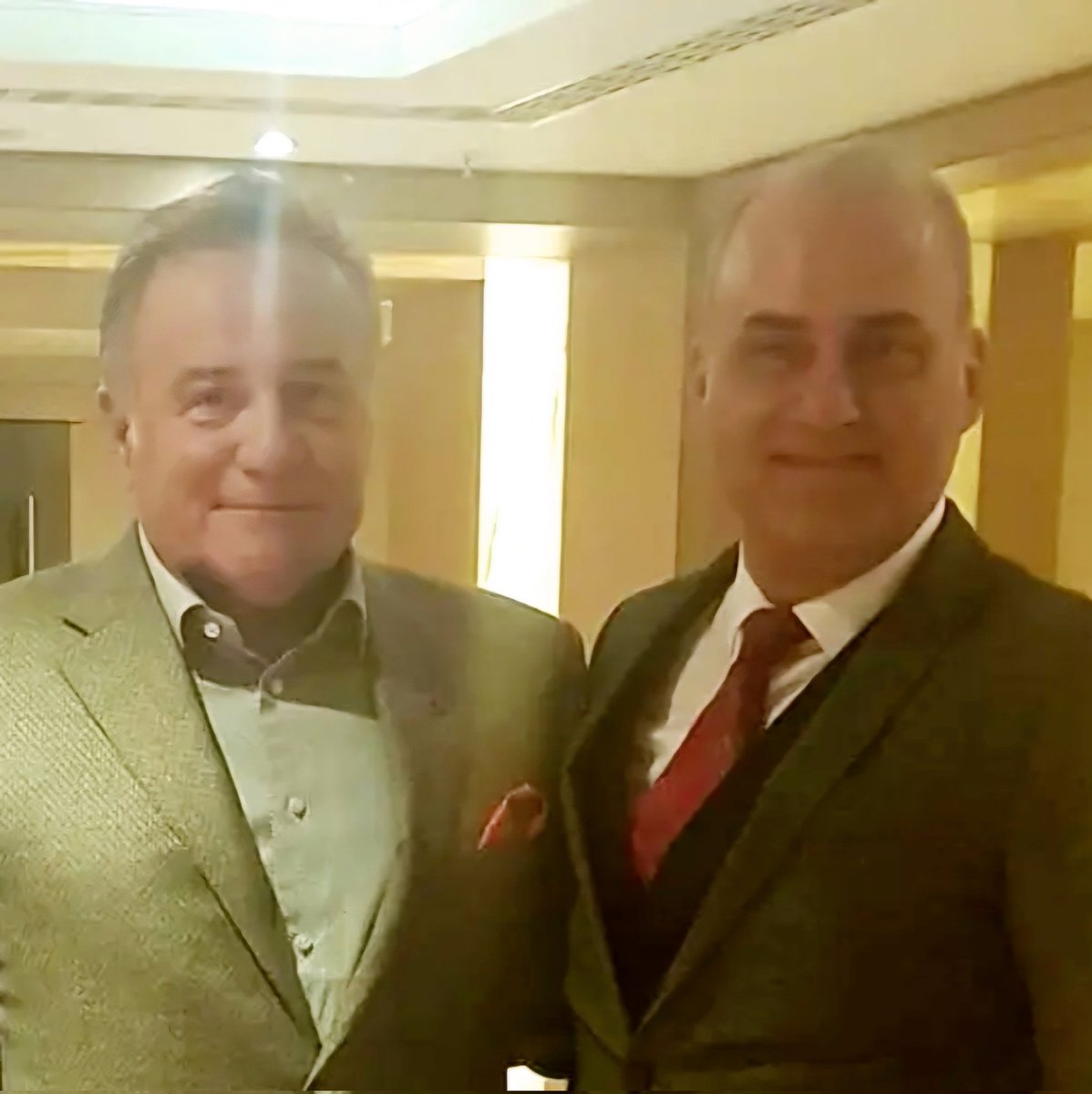 Ramazan Ererişkin (@r_ereriskin) on Twitter photo Yarım asırı aşkın zamandır eğitime yön veren vizyonunuzla yolunuz yolumuz oldu, iyi ki varsınız , sağlıklı ve mutlu yaşlar diliyorum, doğum gününüz kutlu olsun...<a href="/EnverYucel/">EnverYucel</a> Yarım asırı aşkın zamandır eğitime yön veren vizyonunuzla yolunuz yolumuz oldu, iyi ki varsınız , sağlıklı ve mutlu yaşlar diliyorum, doğum gününüz kutlu olsun...<a href="/EnverYucel/">EnverYucel</a>