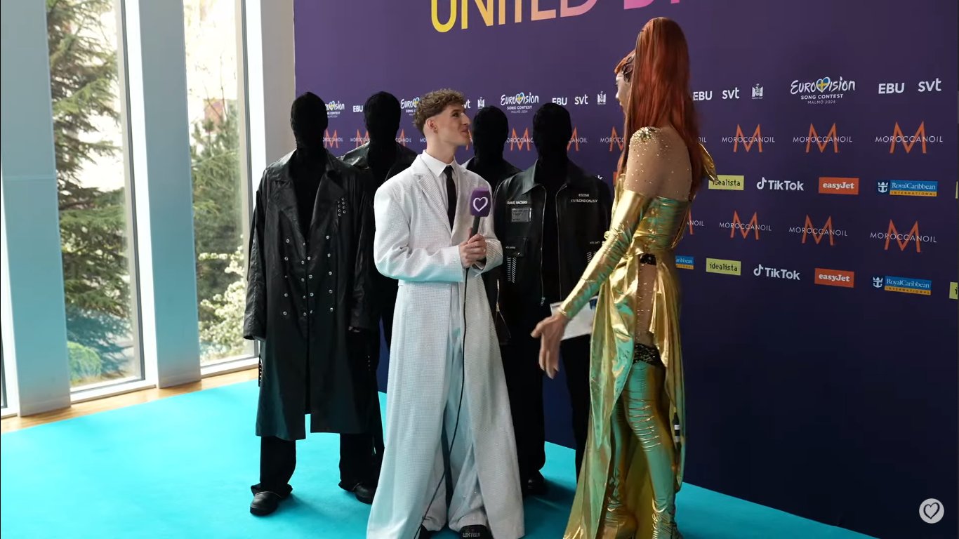 GM0kRx6XcAEwBIC?format=jpg&name=large