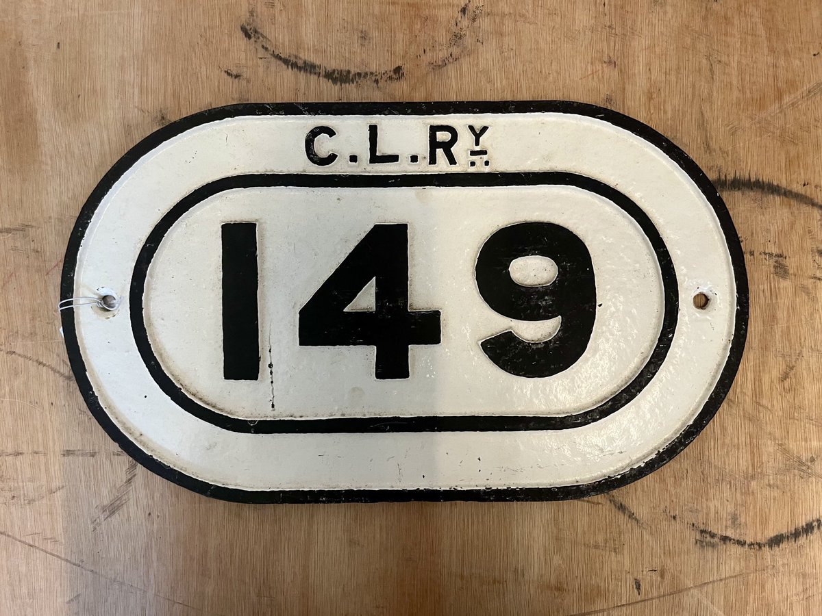 Attempting to tidy workshop/mancave/middle-aged retreat today, and keep finding stuff I’d forgotten about. Like this C19th rly number plate off a bridge nr Whitegate, Cheshire (niche but great!)
