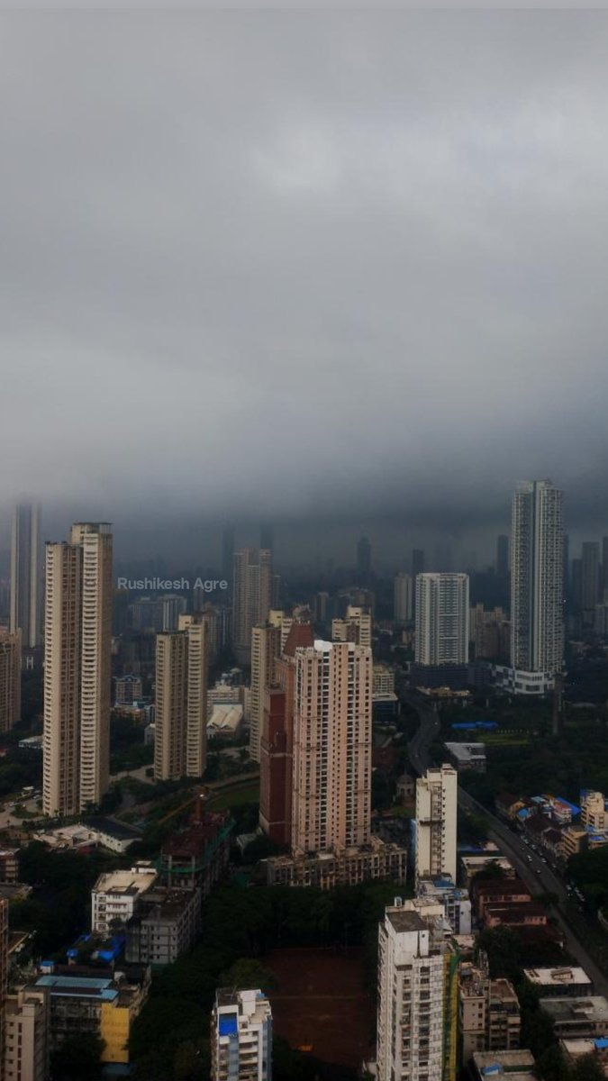 Who's waiting for the clouds which traps the skyscrapers in morning? 
#MumbaiRains