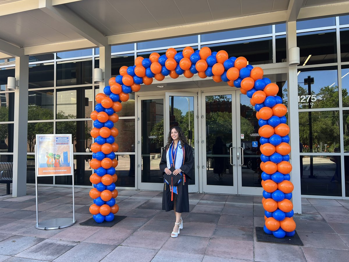 UF BME's graduation celebration is underway! Join us in honoring the exceptional Class of 2024. Their achievements, resilience, and innovation have left an indelible mark on the field of Biomedical Engineering. Let's celebrate their successes together!