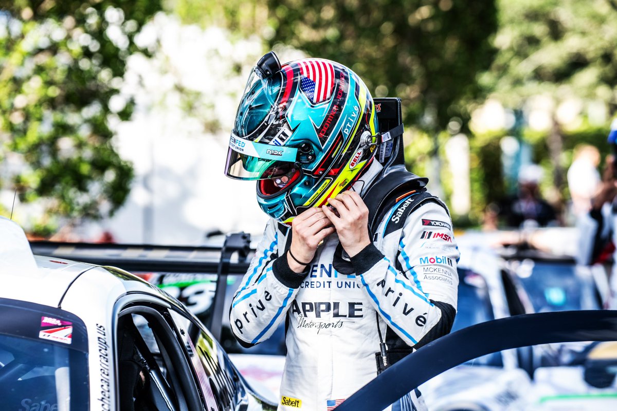 It’s time! Tune in to @peacock to cheer on to @Sabre_Cook in today’s @PorscheRacesNA #CarreraCupNA race in Miami! 🙌🏻 #ShiftUpNow #WomenInMotorsport