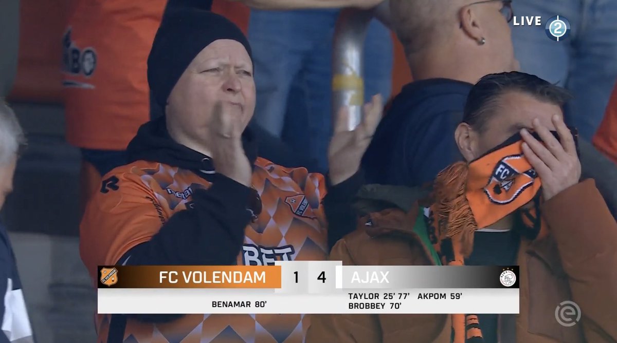 Abpfiff: Der FC Volendam steht nun auch ganz offiziell als zweiter Absteiger aus der Eredivisie fest. Am Ende unterliegt man Ajax mit 1:4. Eines der besseren Spiele von John van't Schips Team, das auf Platz 5 bleibt. #volaja