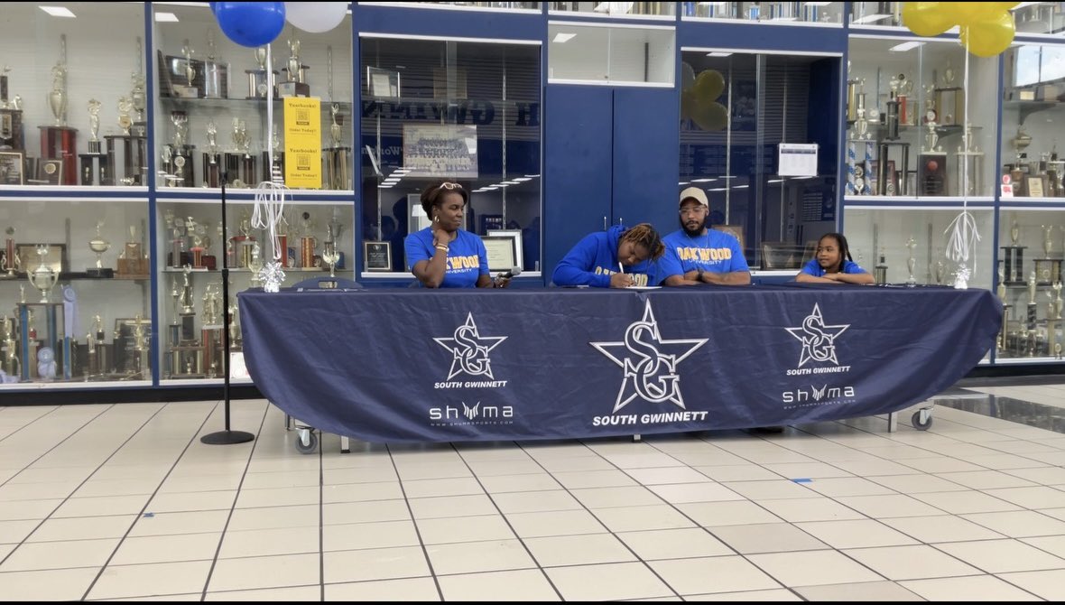 Marissa Kemp (@marissakemp2024) on Twitter photo Officially an ambassador!!!š¦ <a href="/OakwoodU/">Oakwood University</a> <a href="/oakwood2158/">Oakwood Softball Ambassadors</a> <a href="/CoachA54839250/">Coach A</a> <a href="/MagicSoftball18/">M.A.G.I.C.SOFTBALL_18U</a> Officially an ambassador!!!š¦ <a href="/OakwoodU/">Oakwood University</a> <a href="/oakwood2158/">Oakwood Softball Ambassadors</a> <a href="/CoachA54839250/">Coach A</a> <a href="/MagicSoftball18/">M.A.G.I.C.SOFTBALL_18U</a>