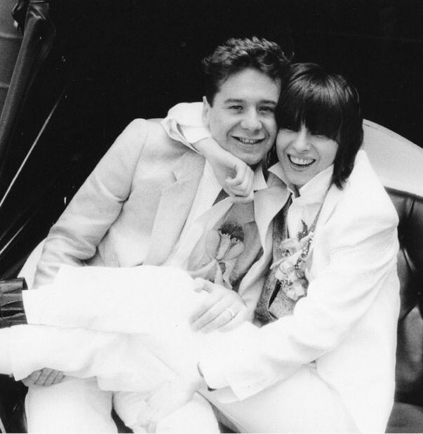 Chrissie Hynde and Jim Kerr were married on this day in 1984. They later divorced in 1990. 

#chrissiehynde #jimkerr #simpleminds #pretenders #80smusic #wedding