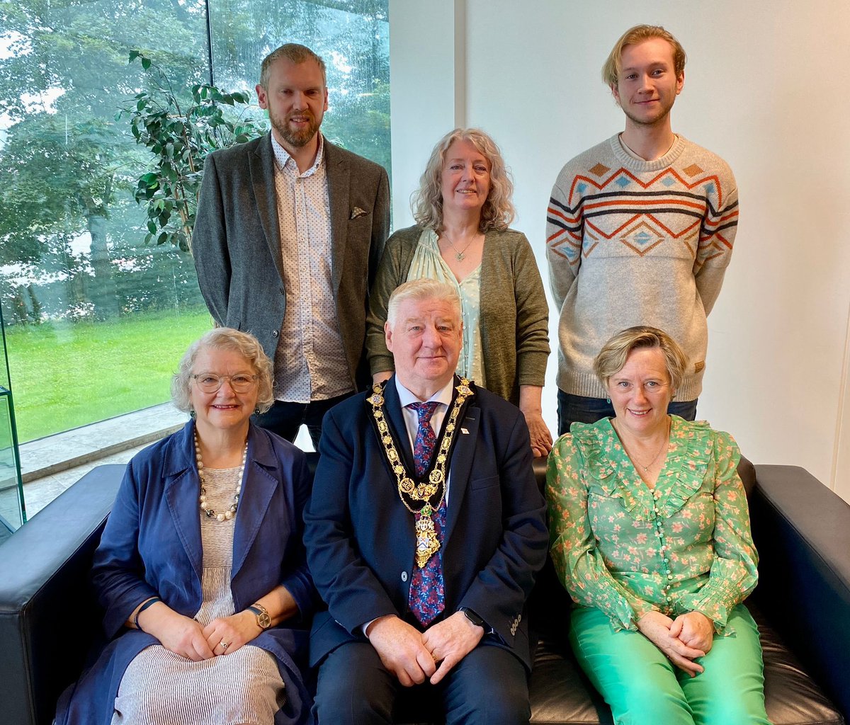 And there are 4 @The_JHS bursaries for writers from the CC&G Council area available! Here are the Bursaries holders from last year with the Mayor! Please see link below for applications. Deadline 9th May! #JHISS24