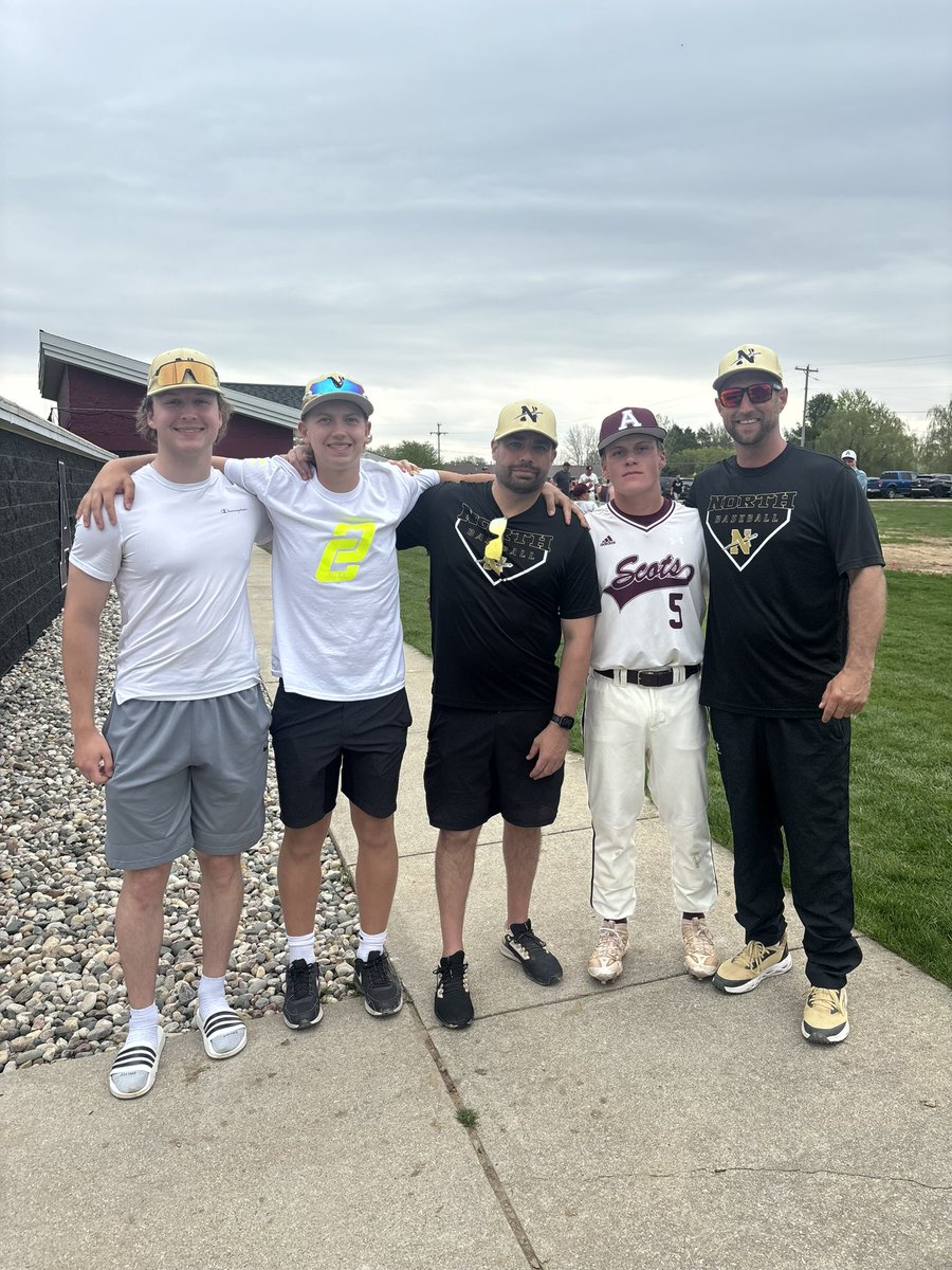 What a great time in Alma yesterday the Crusaders went 2-0 to win the championship. Got see our dude Luke Lindsay play at Alma university vs Kalamazoo University going 2-3 and 2 RBIs