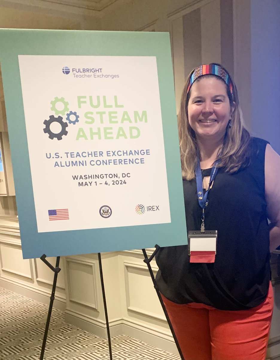 Christina Mesk tweet media