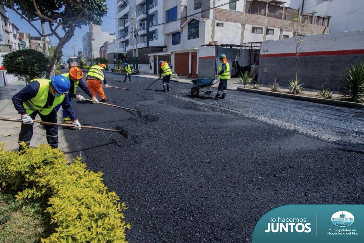 𝗙𝗥𝗔𝗡𝗖𝗜𝗦 𝗔𝗟𝗟𝗜𝗦𝗢𝗡: “Cumpliendo con el Plan Integral de Reparación de Pistas, en este momento nos encontramos reparando el jirón Echenique. Luego pasaremos a Bolognesi, Castilla y muchos más. Tu bienestar es nuestra prioridad.