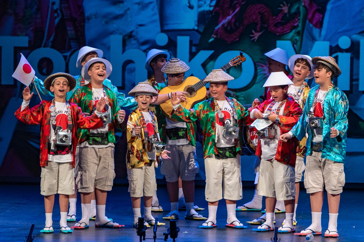 La cantera del Carnaval de Cádiz ha protagonizado hoy la I Gala de Entrega de Premios 'Lo mejorcito de lo mejorcito' en el Gran Teatro Falla. En el evento, organizado por el Ayuntamiento de @Cadiz_es, @fundacioncajasol y la Asociación de la Cantera del Carnaval de Cádiz y…