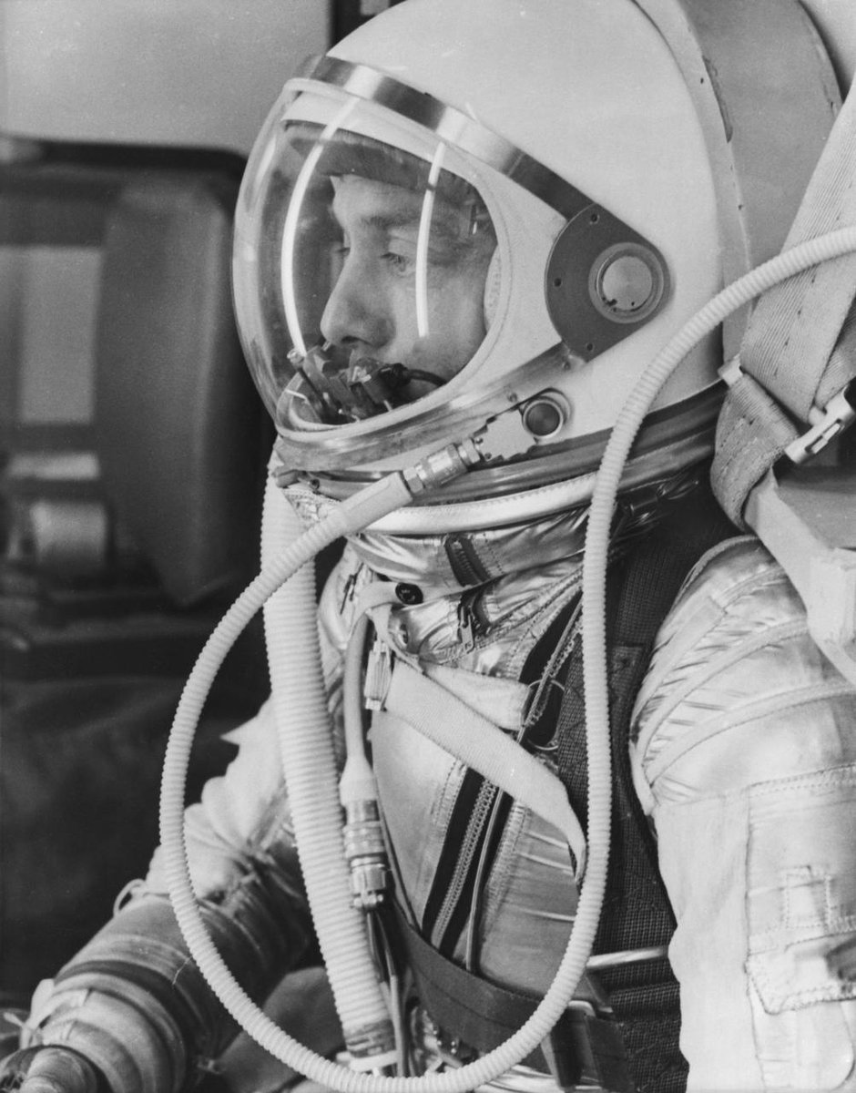 #OTD in 1961, Alan Shepard became the first American in space when he launched on a suborbital mission aboard his Mercury 'Freedom 7' spacecraft. The mission lasted 15 minutes and 22 seconds. More on Shepherd's history making flight: s.si.edu/42bARq0
#IdeasThatDefy