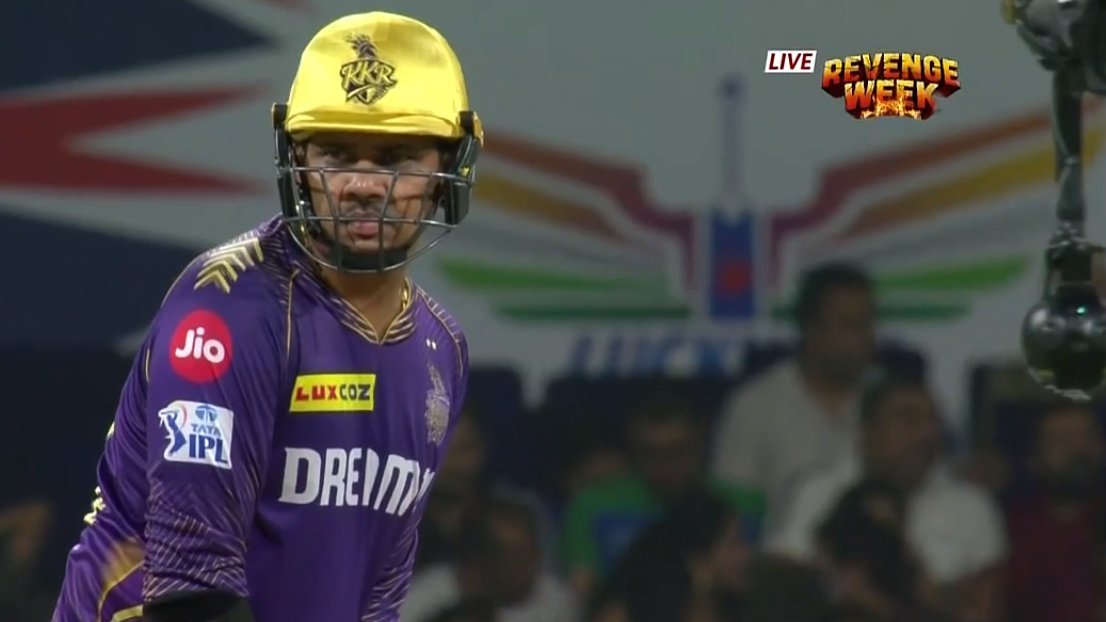 FIFTY BY SUNIL NARINE IN 27 BALLS. 🤯 What a knock by Narine - he's been lethal for KKR at the opening position. Marvelous striking by Narine. 🔥
