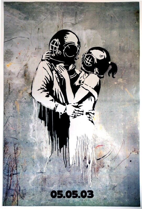 Tra i produttori dell'album, oltre a Ben Hillier (U2, Smashing Pumpkins, Suede etc...) e William Orbit, compare anche la leggenda Norman Cook aka #FatboySlim.
La copertina dell'album raffigura uno stencil creato appositamente dal celebre street artist #Banksy 
(segue ⬇️)