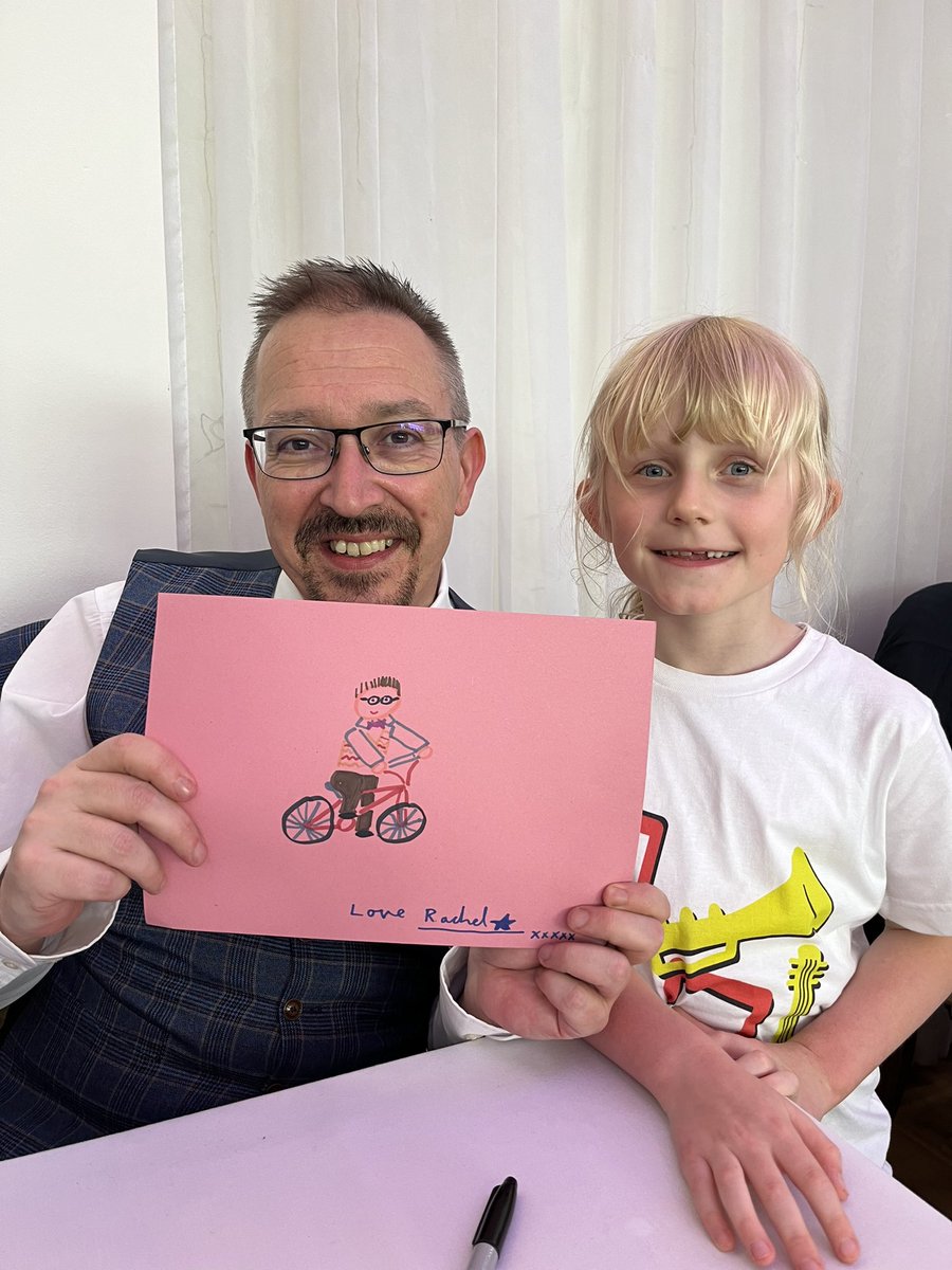 “This is the most exciting day of my life. My dream come true.” Brilliant to meet Whizz Kid from The Greatest Show in the Galaxy, aka Gian Sammarco and give him her Whizz Kid on a bike drawing at yesterday’s Spearhead Live 3 event! #DoctorWho #SpearheadLive3 @CygnusTweets