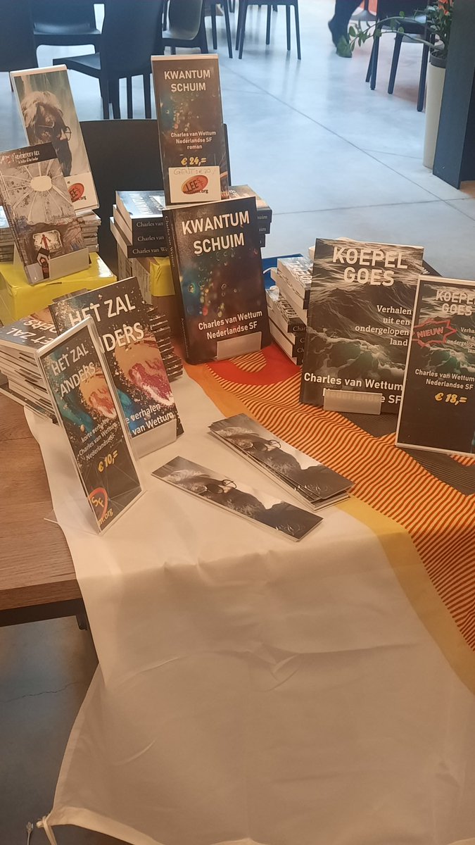 cwettum's tweet photo. Vandaag op de SF-conferentie 9000con in St Amandsberg (Gent). Leuk evenement met leuke mensen... #SFleeft https://t.co/JOTvB6MRD3