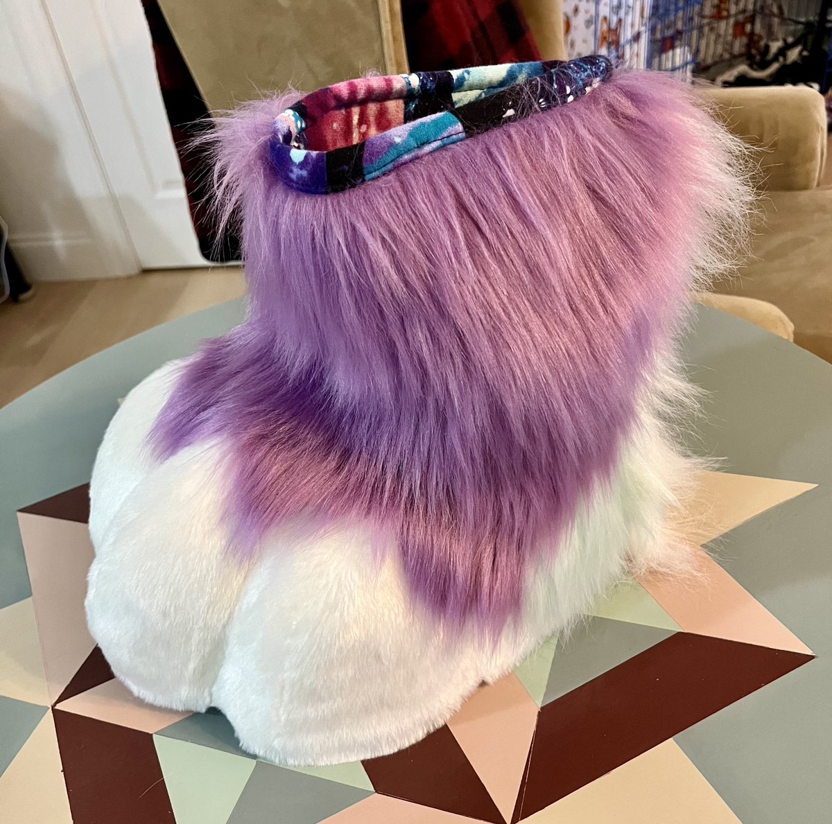 haven't been very active here because i've had a lot to do before anthrocon, but i've made a couple of cute paw commissions this week too!