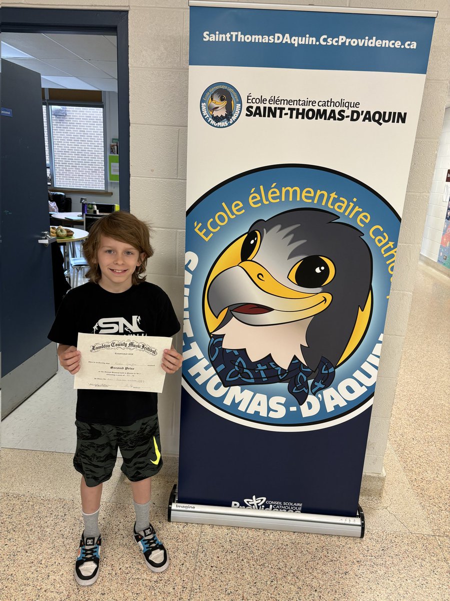 Le jeudi 25 mai, Kaden Griffin a mérité le deuxième prix dans la catégorie Niveau 3    12 ans ou moins au Lambton County Music Festival. Il obtient une note de 84% pour son solo de piano. Nous sommes très fiers de toi Kaden!