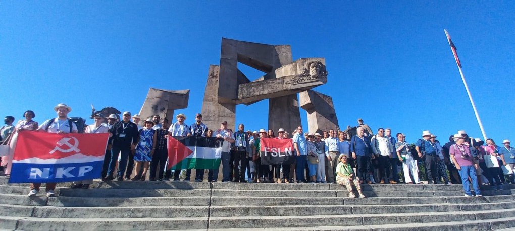 Desde #Guantánamo,  #Cuba, personas de 25 países se pronuncian por la #Paz y la abolición de las Bases Militares Extranjeras
📌Homenaje a Mariana Grajales, la Madre de la #Patria, una bicicletada, pone cías, debates y Carteles por la #paz
#UnidosXCuba 

juventudrebelde.cu/cuba/2024-05-0…