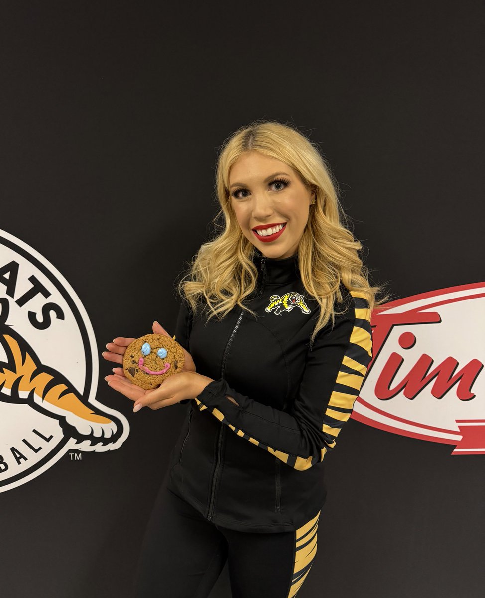 It’s the last day to purchase your Smile Cookies at @TimHortons - all local proceeds benefit @HFShare & @Food4KidsHamOnt 🍪

#HamOnt | #Ticats
