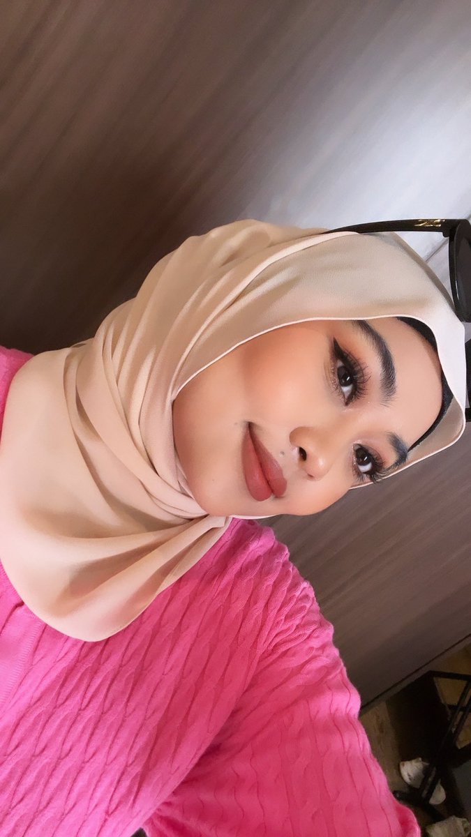 NabellaAnuar's tweet image. Eyelashes yang I paling suka! Dah try mcm mcm pun akan suka juga bulu mata ni sbb ringan gila and natural.

I bagi kwn kwn I pakai pun, dorang cakap best gila and ringan. 

RM 8 is a good investment for me!! If nak check out, ambil code D39.