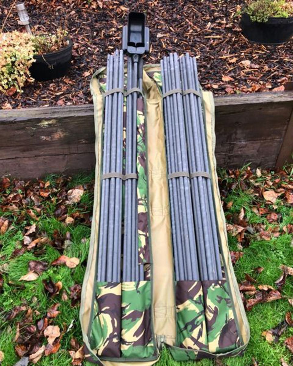 Keep your Nash Bushwhacker safe and secure in our popular Baiting Pole Carry Bag available here - cotswoldaquarius.co.uk/product/baitin… 

#cotswoldaquarius #fishing #fish #fishinglife #catchandrelease #nature #outdoors #carpfishing #fishingislife #carp #flyfishing #fisherman #fishingtrip