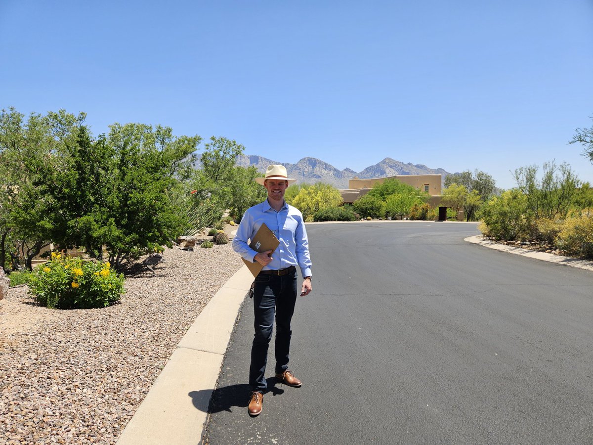 'I agree.' It has become rare in political discussions, but being able to find common ground is part of what I love about having direct, in-person conversations with people. Slightly hazy, but otherwise a gorgeous day in Rancho Vistoso yesterday! #orovalley