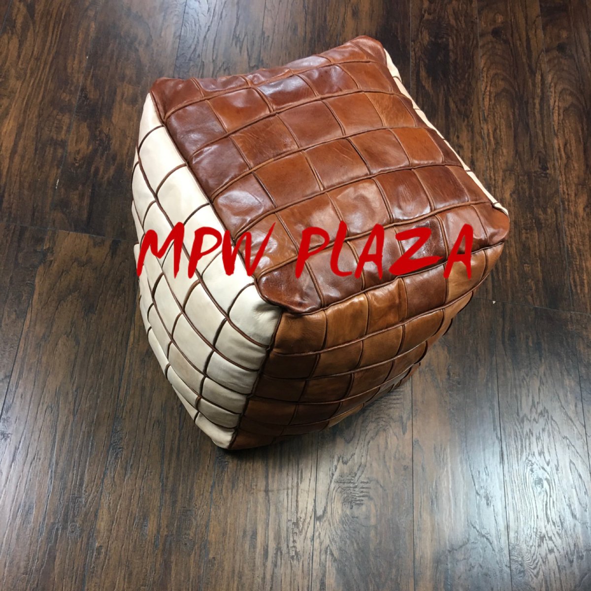 🌹 Treat yourself to a Premium MPWplaza Luxury Pouf 🌺 ships from USA🌹
#luxuryhouses #luxurylifestyles #luxurygirl #luxurylivingroom #luxurystyle #luxuryapartments #luxuryshopping #luxuryshoes #luxurybags #luxurycollection #luxurycondos #luxurymansion #luxuryproperty #affiliate