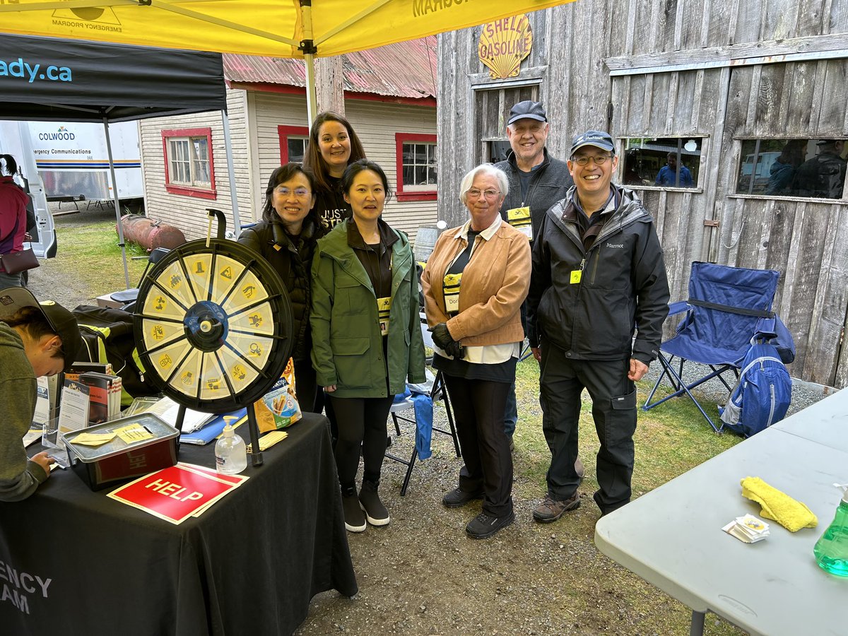 The Saanich Emergency Program volunteers are on site at Heritage Acres and can’t wait to talk about emergency preparedness with you.

Here until 3pm rain or shine! 
#emergencypreparednessweek #Saanich #prepare