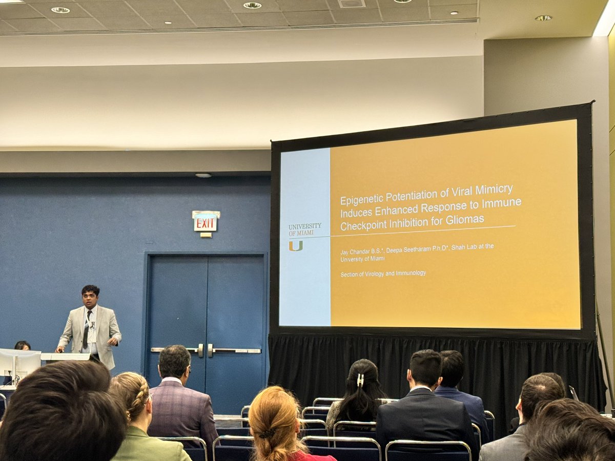 Congrats to @jaychandar5 for presenting his work with @AshishHShah4 on gliomas at the #AANS2024 today 🙌 @um_svilab @UMneurosurgery @SylvesterCancer @umiamimedicine