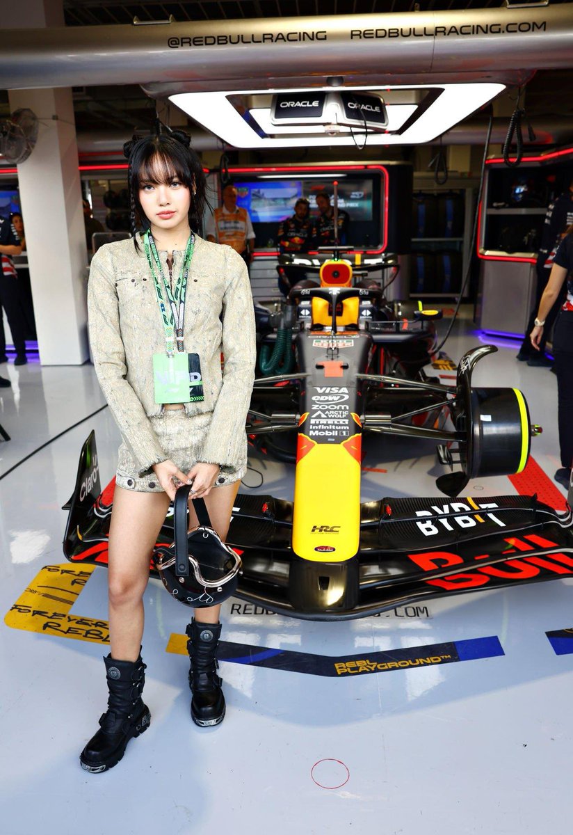 Kindly actively engage with every post of Lisa from official accounts even on other social media platforms, including those from @redbullracing 🫶🏻 LISA TEAM REDBULL #LISAatF1MiamiGP @wearelloud