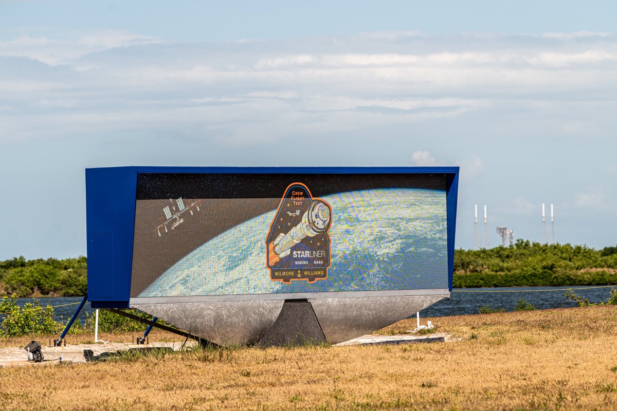 Media are setting up remote cameras at SLC-41 this afternoon. The Crewed Flight Test of Boeing’s Starliner spacecraft is on deck for tomorrow night from Florida! 📸 me for @considercosmos