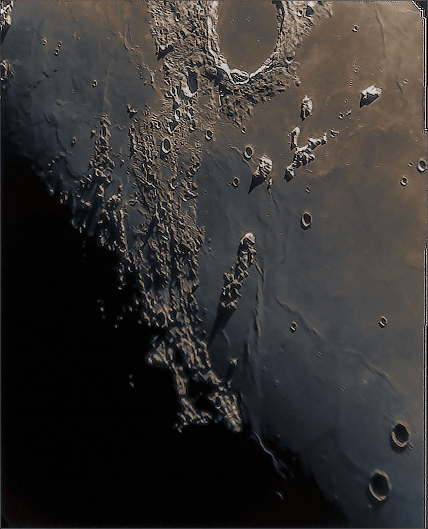 Mares Frigoris e Imbrium, montes Jura, Recti y Tenerife, cráter Plato.
Luna mineral.
📸 2021.
Desde Carabanchel.

#cielosESA
@PlanetarioMad