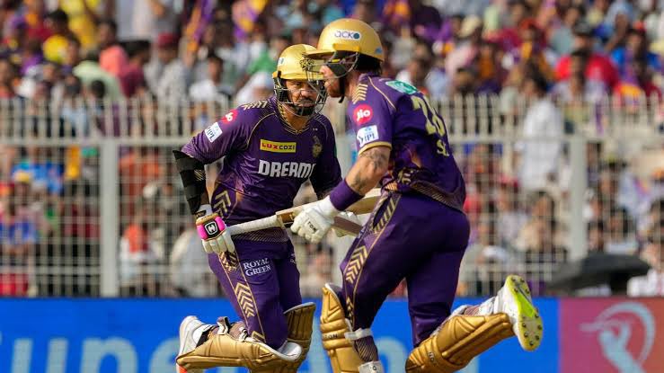 Sunil Narine and Phil Salt are the only two batters among the top 5 in the orange cap category to achieve a strike rate of more than 150. -Both of them are scoring runs at a remarkable 183 strike rate. #KKR | #SunilNarine | #PhilSalt