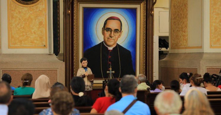 #Nacionales | La Oficina de Canonización del Arzobispado de San Salvador lanzó la app Romero Para Todos!, en la cual  se podrá encontrar contenido inédito de San Óscar Romero, como sus homilías en audio y escritas, su diario, la prensa escrita y más. 

Por ahora solo está…