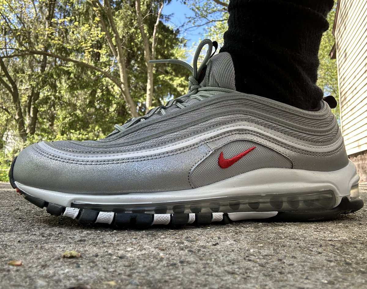 It’s Silver Bullet Sunday! Let’s rest up for the week ahead (Nike Air Max ‘97, Silver Bullet colorway) #KOTD #YourSneakersAreDope @Nike @nikestore