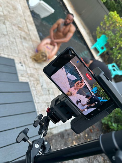 @PAWGEDCOM @1JovanJordanXXX ✨ Magic https://t.co/w5YGo9sbRw<a class="tags" href="/tag/pawgedcom">@pawgedcom</a><a class="tags" href="/tag/1jovanjordanxxx">@1jovanjordanxxx</a>